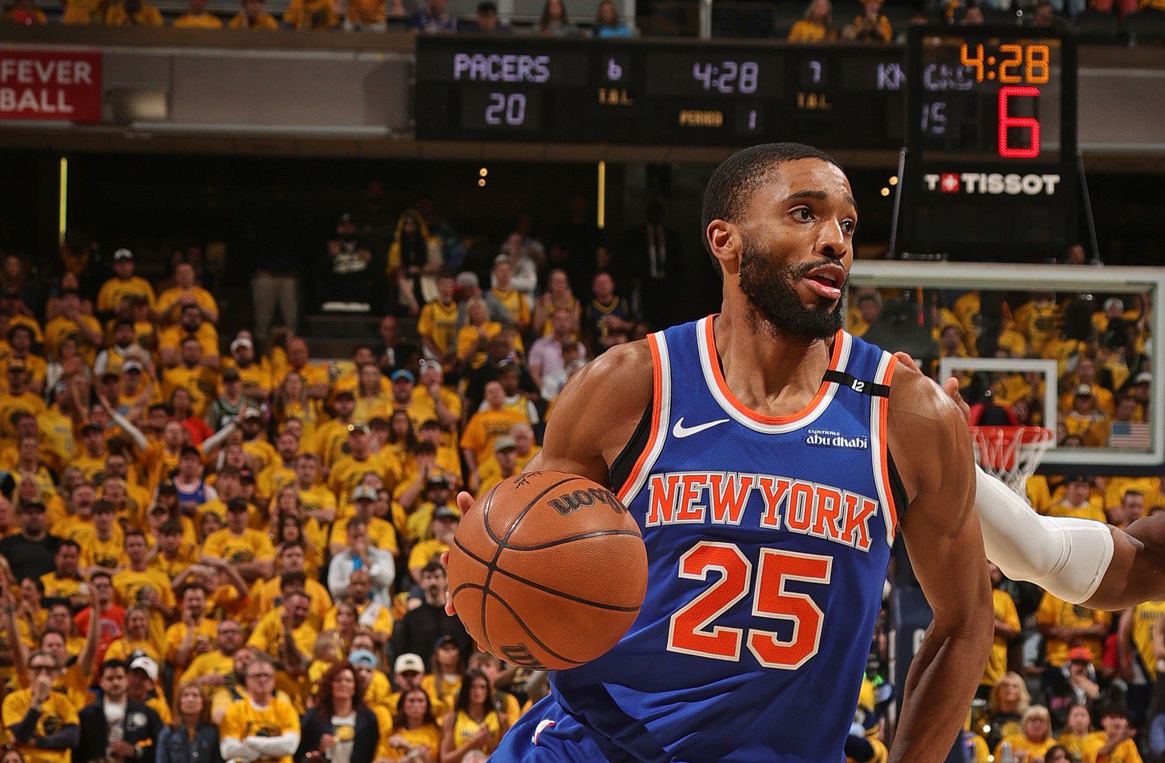 Knicks ghi được 31 điểm trong hiệp 3, nhưng đội chủ nhà vẫn kém Magic tới 18 điểm