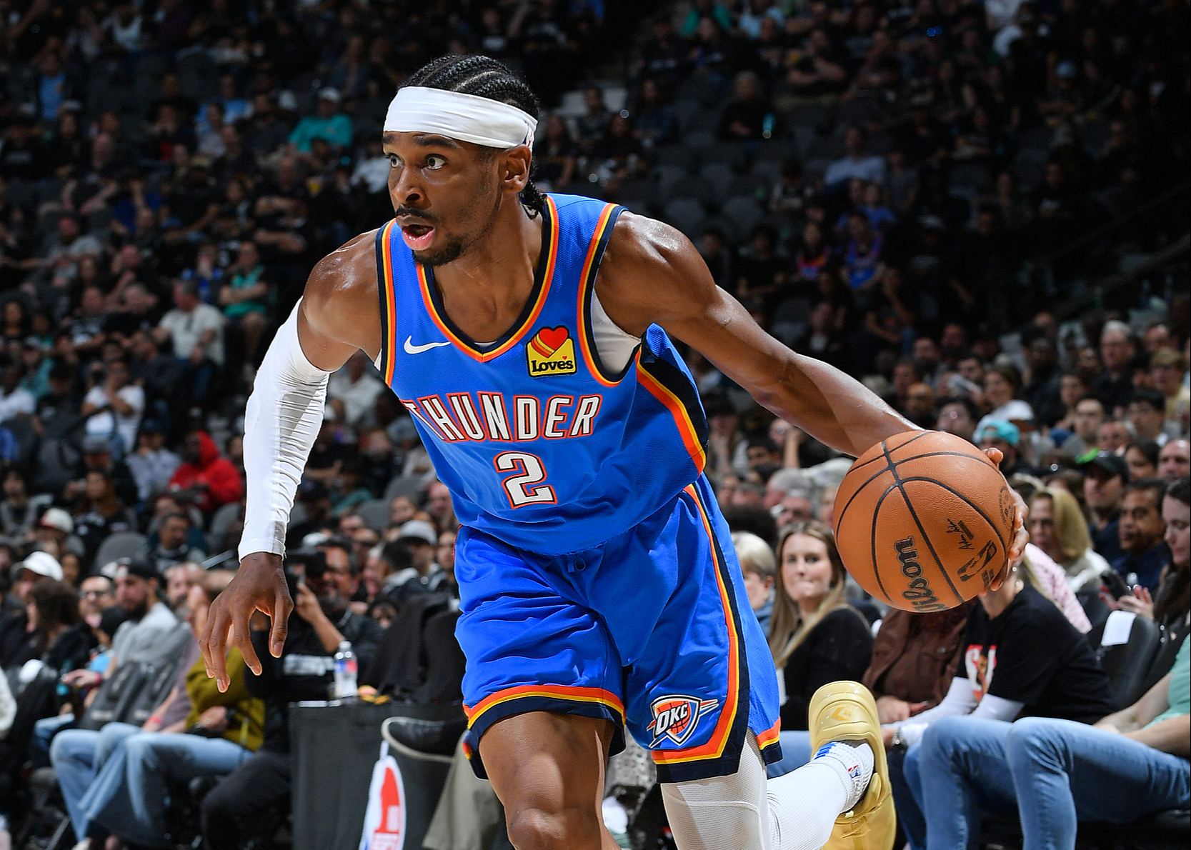 SGA hiện có 8 trận diễn ra trong 3/4, ghi 30 điểm trở lên trong vòng chưa đầy 30 phút bảy lần, dẫn đầu giải đấu.