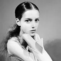 6686体育金牌作者Eleanor