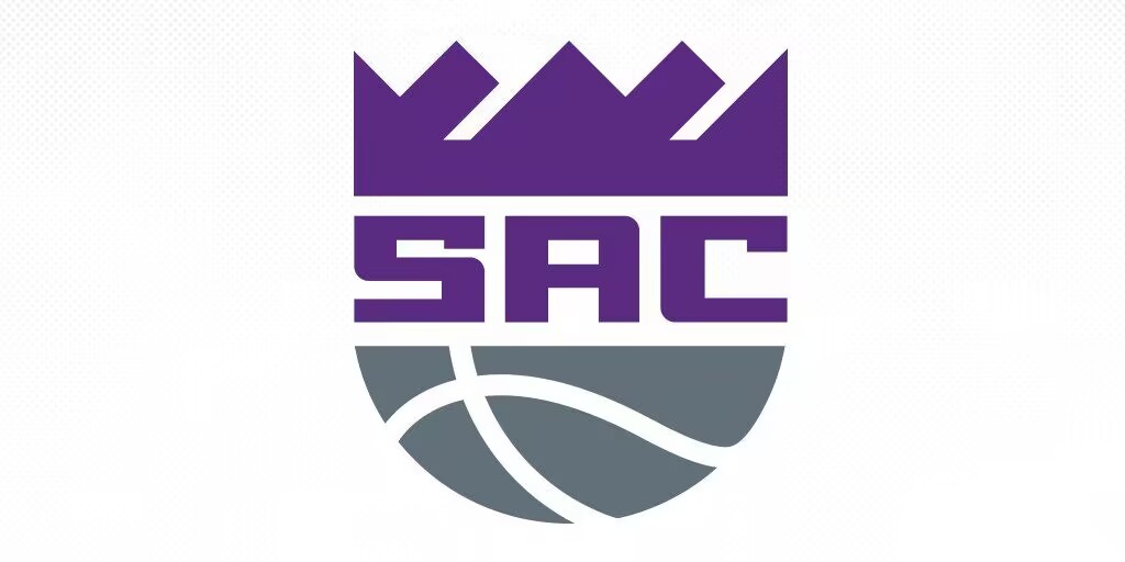 Huấn luyện viên của Kings: Thất bại 33 điểm trước Hawks là quá xấu hổ. Ngay cả ở tuổi 55, tôi vẫn sẽ giỏi hơn họ.