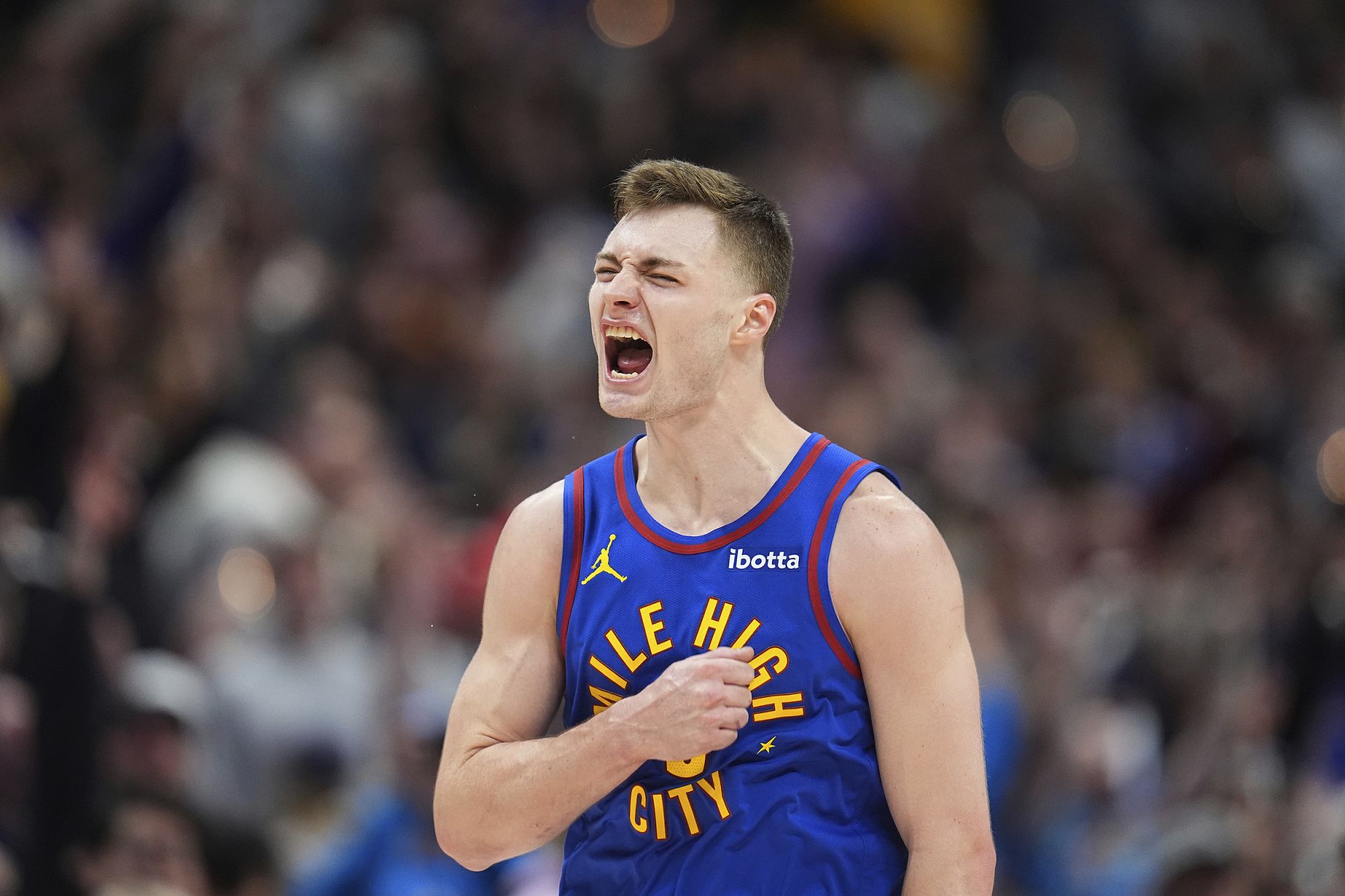 Hai vị tướng đã mất tích! Braun và Cameron Johnson sẽ không trở lại trong trận đấu này