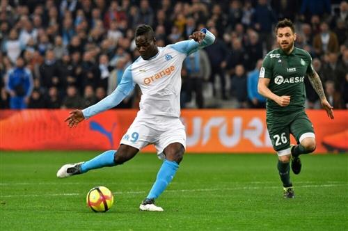 Marseille đấu với Monaco
