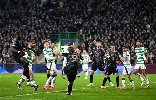 Celtic đấu với Bayern Munich