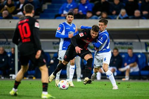 Darmstadt đấu với Bayer Leverkusen
