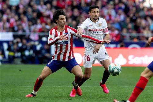 Atletico Madrid đấu với Sevilla