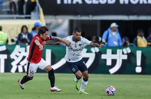 Urawa đỏ đấu với Monterrey